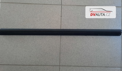 Vnitřní těsnění okna 5E5839479